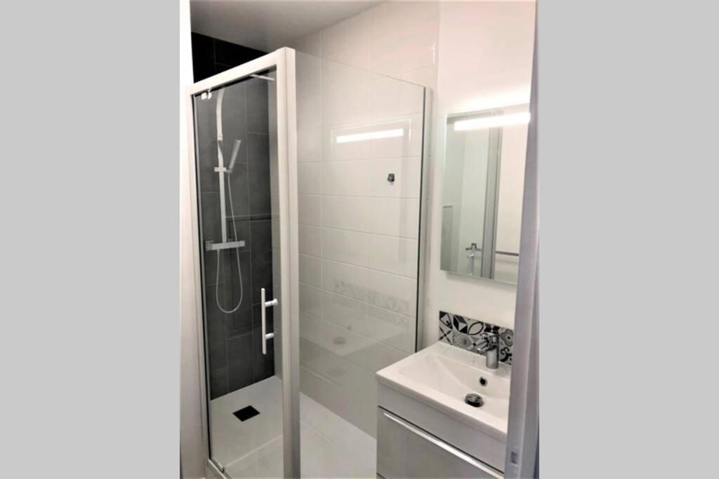 Hypercentre Grand Balcon Vue Cathedrale Apartment Reims Luaran gambar